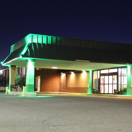 Travelodge By Wyndham Sturgis Exterior foto