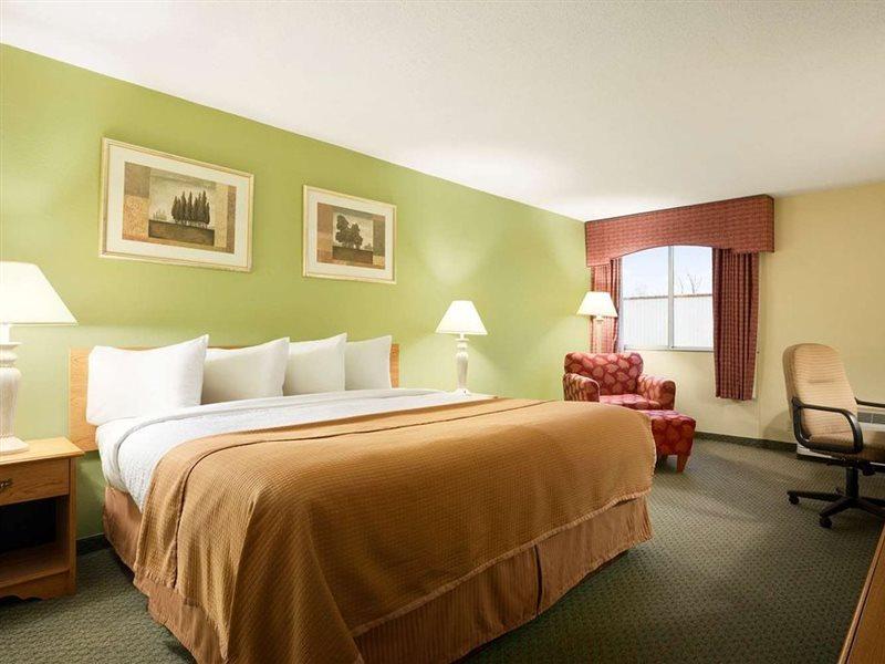 Travelodge By Wyndham Sturgis Exterior foto