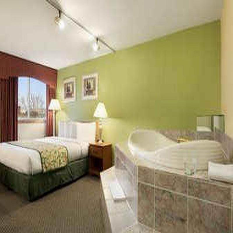Travelodge By Wyndham Sturgis Exterior foto